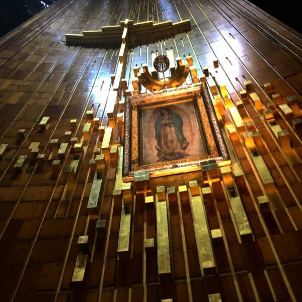 VISITA BASÍLICA DE GUADALUPE Y PIRÁMIDES DE TEOTIHUACÁN